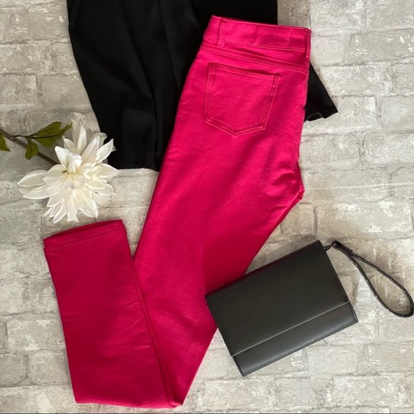 SOLD | NWOT Prestige Edge Pink Stretchy Leggings - Picture 3 of 13